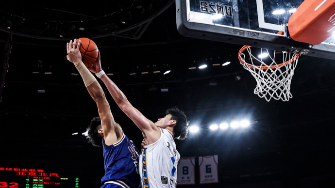 骑士vs勇士前瞻：两队伤兵满营，阵容齐整度决定走向（骑士对勇士前瞻：伤病困扰难消，阵容完整度或成胜负关键）