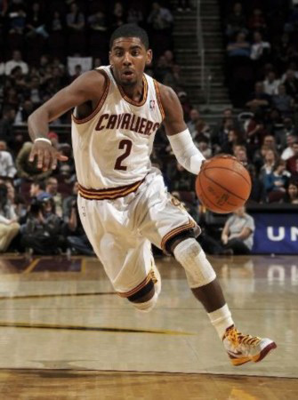 巴甲战报：塔利亚里独造3球，若热双响，尤文图德3-3克鲁塞罗（巴甲焦点：塔利亚里参与三球，若热梅开二度，尤文图德3-3战平克鲁塞罗）