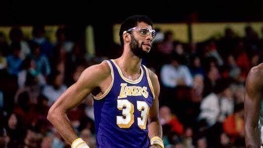 罗马诺：国米正和热那亚谈卡尔博尼未来，球员可能冬窗回国米（罗马诺：国米与热那亚商议卡尔博尼去向，球员或在冬窗回归国米）