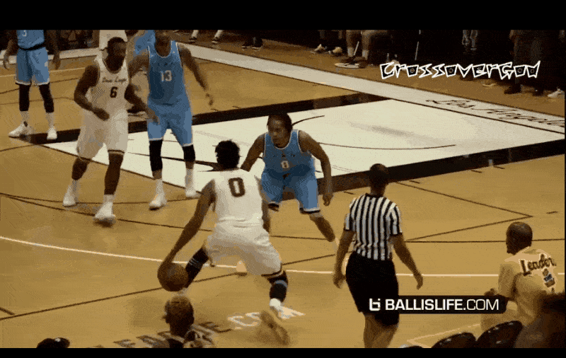 翟晓川三分5中4轰21分7板，创过去4年得分新高（翟晓川三分5投4中砍21分7板，刷新近四年个人得分新高）