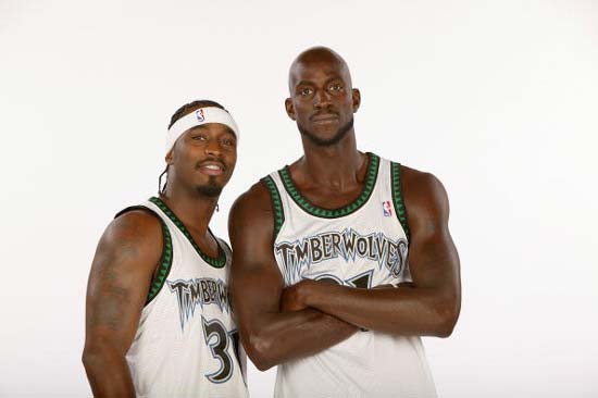 利雅得胜利vs费哈：C罗领衔，马内、菲利克斯、科曼首发（利雅得胜利战费哈：C罗挂帅，马内、菲利克斯、科曼先发）