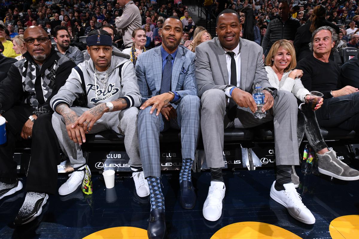 国足友谊赛战胜韩国展现新阵容（国足热身赛力克韩国，全新阵容亮相）