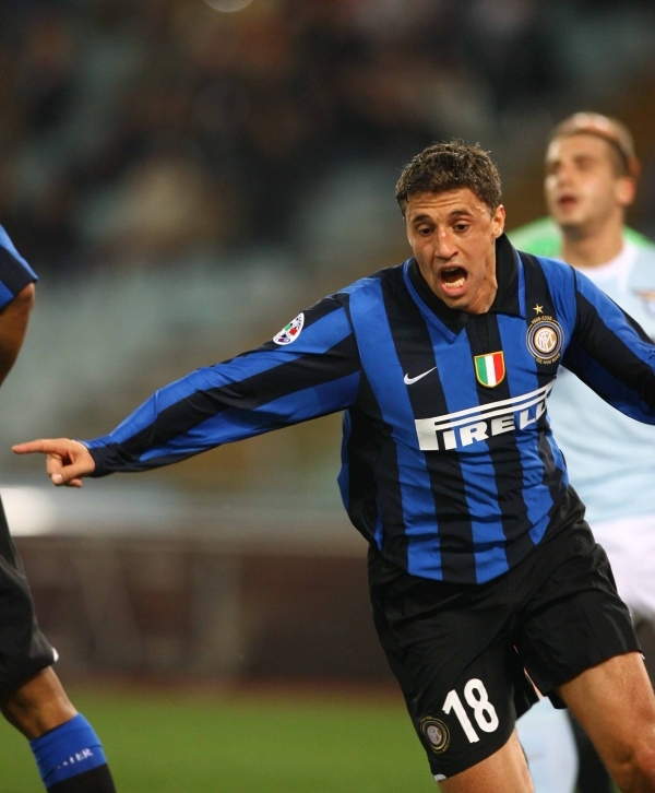 手感不佳！迪亚洛17中7中得到17分7篮板5失误3犯规（状态低迷！迪亚洛17投7中拿下17分7篮板，另有5失误3犯规）