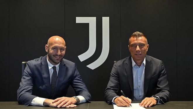 终于开了！杜兰特接谢泼德助攻三分+借掩护干拔三分连续命中！（杜兰特火力全开！接谢泼德助攻飙三分+借掩护干拔连中）