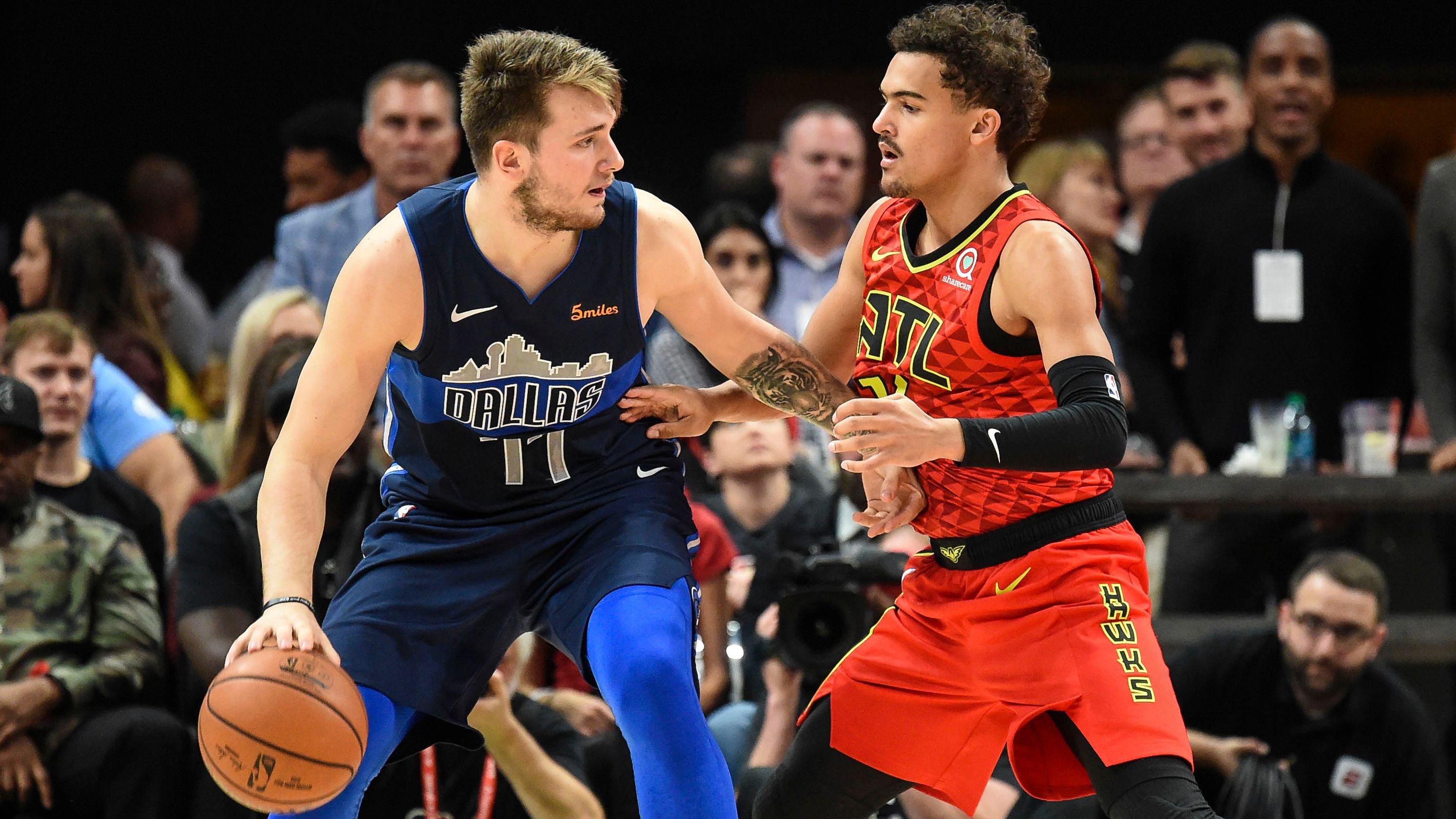 卡拉格向萨拉赫致歉：若惹你不高兴了我道歉，但你也得守规矩（卡拉格向萨拉赫道歉：若让你不悦我认错，但规矩同样要遵守）