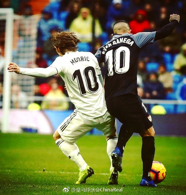 Dro的崛起：巴萨新星在马竞之战中展翅高飞（Dro爆发：巴萨新星对阵马竞一战成名）