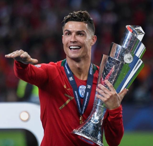 27天8场！阿森纳迎12月魔鬼赛程 捍卫英超欧冠双榜首（27天8战！阿森纳闯关魔鬼12月 力保英超+欧冠双榜首）