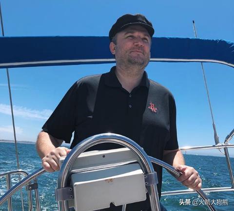 内马尔音乐节喊话安切洛蒂：帮帮我们吧，把世界杯带回巴西（内马尔音乐节向安切洛蒂发声：请帮我们把世界杯带回巴西）