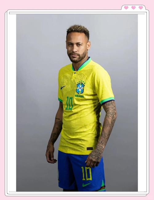 英超前瞻：西汉姆状态回勇盼继续抢分，利物浦欲止连败颓势（英超前瞻：西汉姆回暖力争再取积分，利物浦力求止住连败）