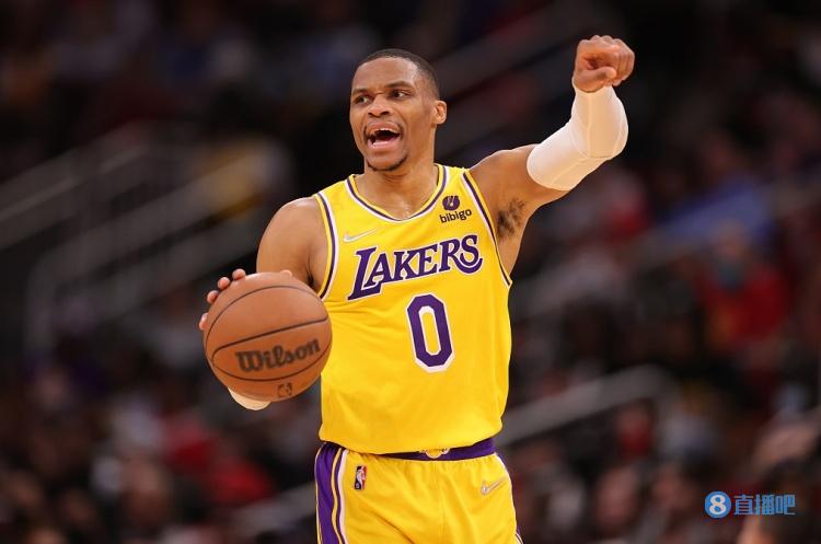 被换下后遭球迷狂嘘，维尼修斯赛后社媒换掉皇马头像（被嘘换下，维尼修斯赛后在社媒移除皇马头像）